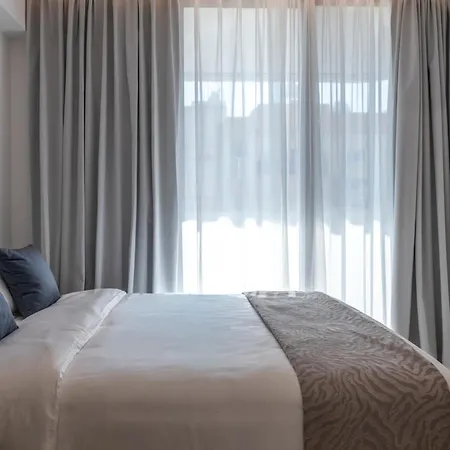 26 Aparthotel