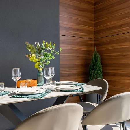 26 Aparthotel Limasol