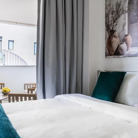 Aparthotel 26 Limasol