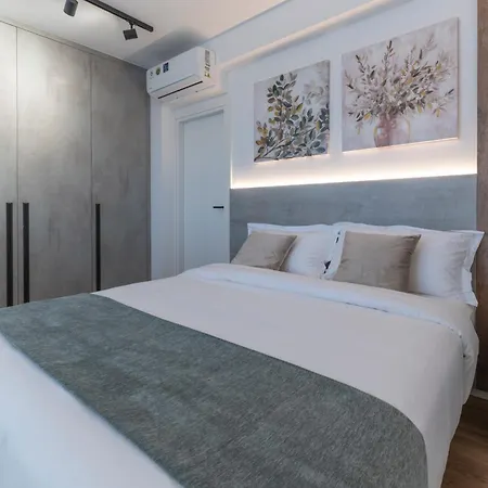 26 Aparthotel 4*