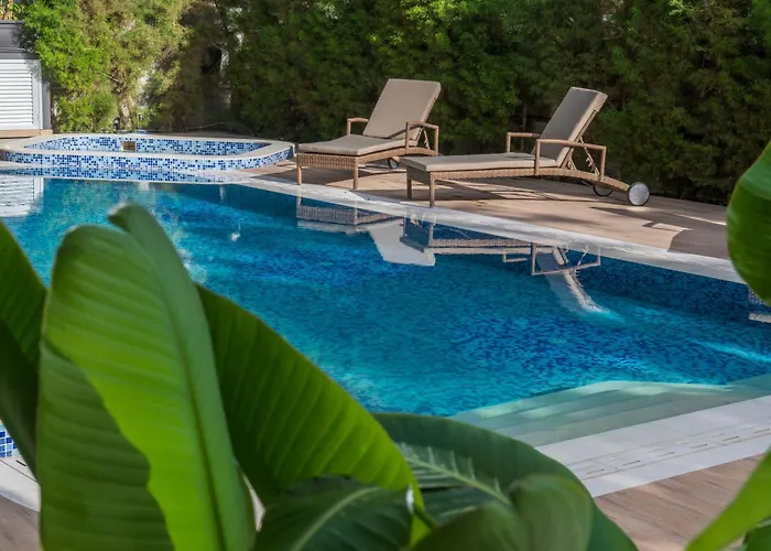 26 Aparthotel Limisso